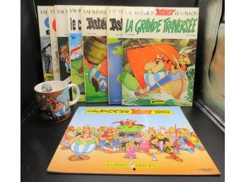 Asterix Comic Books, 1989 Calendar And Mug - Set Of 32 Books - In French