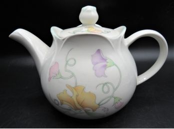 Sadler England 'Sweet Pea' 2-cup Teapot With Floral Motif