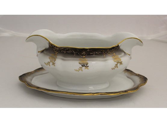 Margarete Bavaria Fine China Gravy Bowl W/Attached Saucer (lot060)