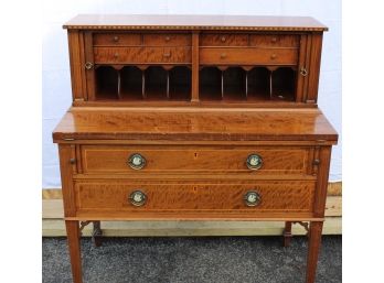 Antique Burled Wood Writing/Laptop Hutch With Flip Top Desk (lot021)