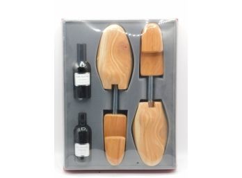 Geoffry Beene Grey Flannel Cedar Woods Shoe Trees W/ After Shave & Cologne