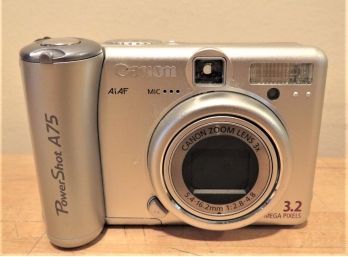 Canon PowerShot A75 Digital Camera, Silver With Case And Manual - NEEDS REPAIR