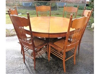 Tiger Oak Dining Table, Pedestal Claw Foot With 8 Chairs & 2 Leaves