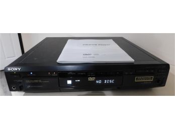 Sony DVP-C670D CD/DVD Player - Remote Included