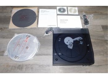 NEW Audio-technica Stereo Turntable System With Box
