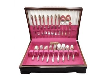 Oneida Community Silver Plated Flatware Set - 52 Pieces Total With Wood Felted Carry Box