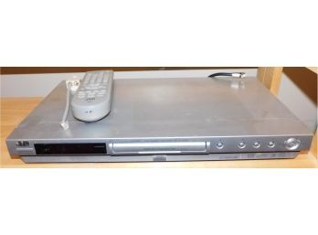 JVC XV-N44 DVD/ Super VCD/VCD CD Player