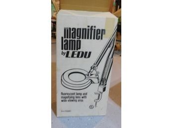 Ledu Magnifier Adjustable Height Lamp With Box