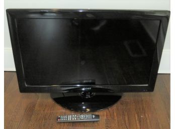 Coby HDTV With Side Loading DVD Player With Remote TFDVD3299 32'