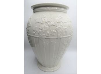 Wedgwood Fine Earthenware 'classic Garden' Vase