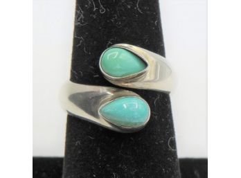 Sterling Silver Turquoise Stone Ring - Size 7