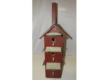 Wood 3-hole Birdhouse
