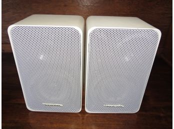 Realistic Minimus 77 White Speakers - Set Of 2