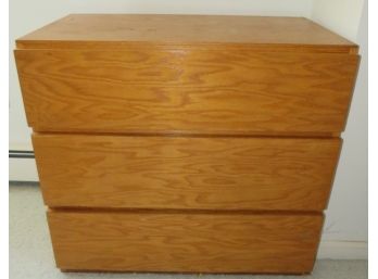 Wood 3-drawer Dresser