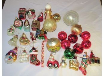 Christmas Ornaments - Assorted Lot Of Holiday Decor