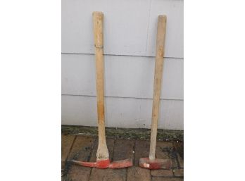 Wood Handle Pick Axe / Sledgehammer