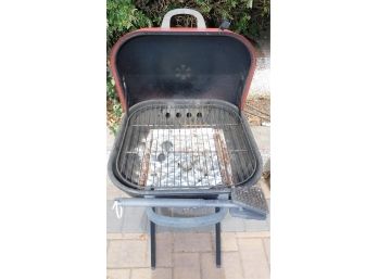 Aussie Charcoal Barbecue On Wheels With Wire Brush Included