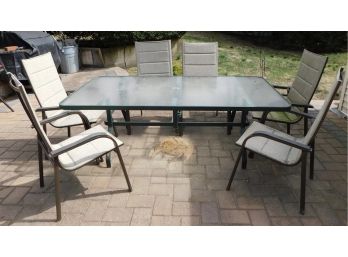 Glass-top Aluminum Frame Outdoor Table With 6 Chairs