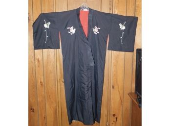 Hand Embroidered Japanese Kimono - One Size