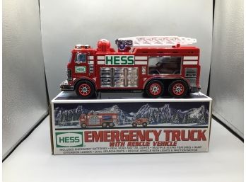 2005 Hess Emergency Truck With Rescue Vehicle - Box Included