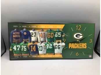 Green Bay Packers Composite Battery Operated Wall Clock With Box