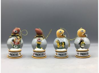 The Danbury Mint - Green Bay Packers Snow Globe Christmas Ornaments With Box - 4 Total
