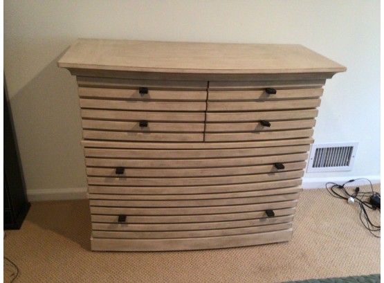 Broyhill Furniture Six Drawer Dresser
