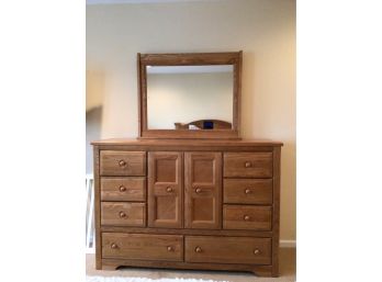 Vaughan Bassett Dresser With Attached Mirror