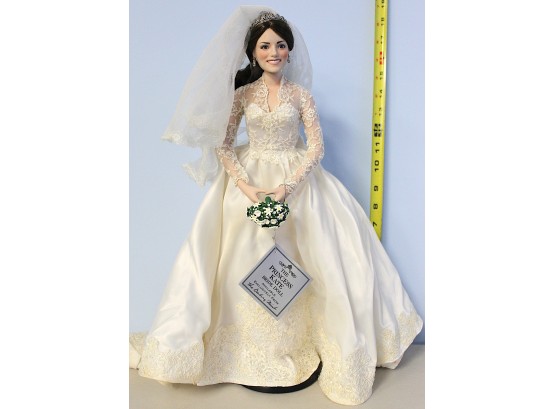 16' The Princess Kate Porcelain Bride Doll (031)
