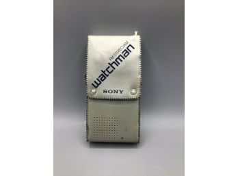 Sony Watchman Flat B/W TV-FM Stereo/ AM Receiver FD-30A
