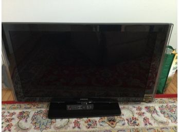 Samsung 45in TV With Remote 2007