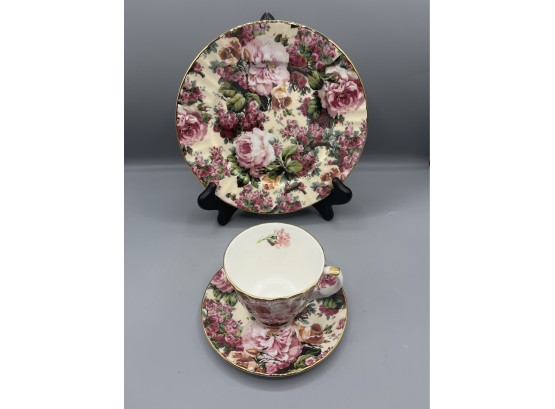 Royal Patrician Fine Bona China Floral Pattern Tea Cup / Dish Set - 6 Sets Total