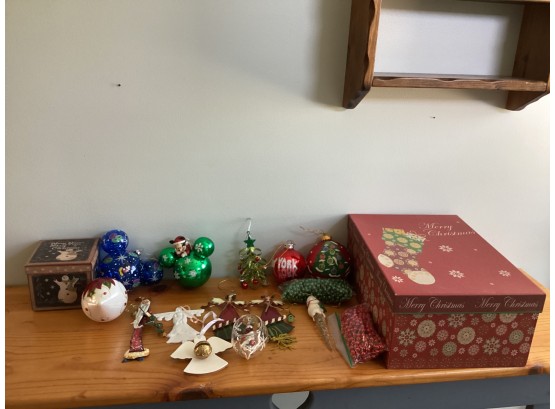 Christmas Ornaments, Boxes & Assorted Decorations