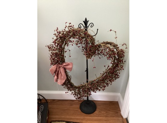 Heart-shaped Wreath With Metal Stand