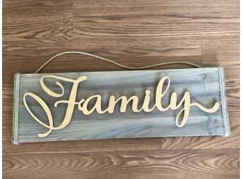 Wood/metal 'family' Wall Decor Sign With Rope Hanger
