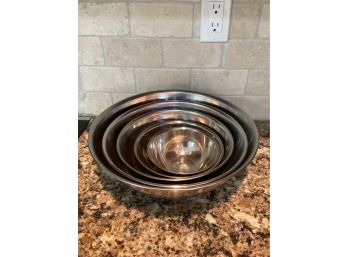 Stainless Steel Mixing Bowls - 5 Assorted Sizes