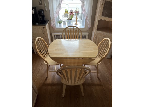 Solid Wood Pedestal Style Drop Leaf Dining Table With 5 Dining Chairs