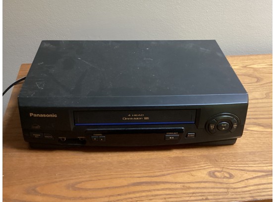 Panasonic PV-V402 Omnivision 4 Head VCR VHS Player Recorder, No Remote