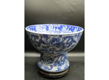 Footed Bowl Blue/white With Wood Stand