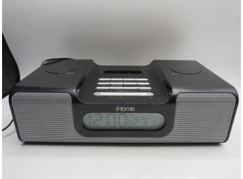 Apple IHome Model IH8 Dual Alarm Stereo Clock Radio For IPod  - NO REMOTE