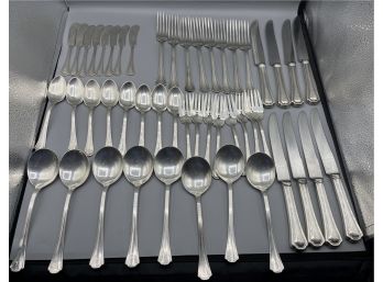 Reed And Barton Sterling Silver Silverware Set - 44.24 OZT
