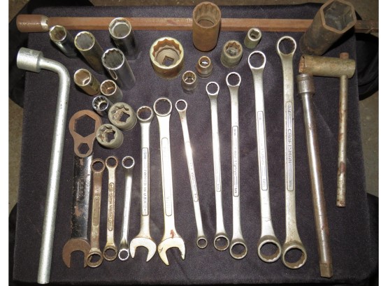 Sockets & Wrenches - Assorted Lot