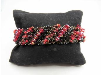 Beaded Bracelet With Magnetic Closure