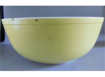 Pyrex Yellow Mixing Bowl