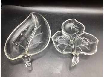 Leaf-shaped Glass Dishes - Set Of 2
