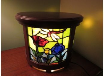 Round Tiffany Style Firefly & Floral Table Lamp