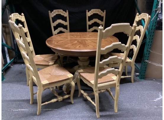 Round Wood Pedestal Table With 6 Wicker Seat Chairs & 2 Leaves