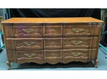 Wood Dresser With 9-drawers