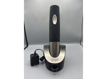 Waring Electric Wine Bottle Opener With Charger
