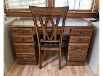 Wooden 6 Drawer Desk With Chair - Key Not Included